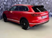 Volkswagen Touareg SUV / Terénní 3,0 l 210 kw