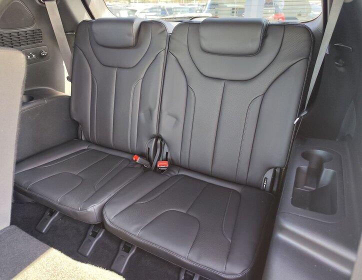 Hyundai Santa Fe SUV / Terénní 2,2 l 142 kw