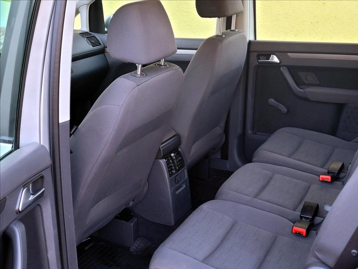 Volkswagen Touran MPV 1,9 l 77 kw