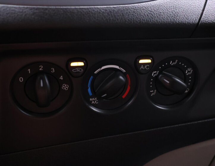 Ford Tourneo Custom MPV 2,0 l 125 kw