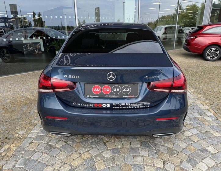Mercedes-Benz Třídy A Sedan 1,3 l 120 kw
