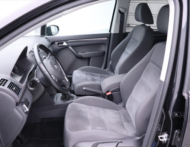 Volkswagen Touran MPV 1,4 l 103 kw