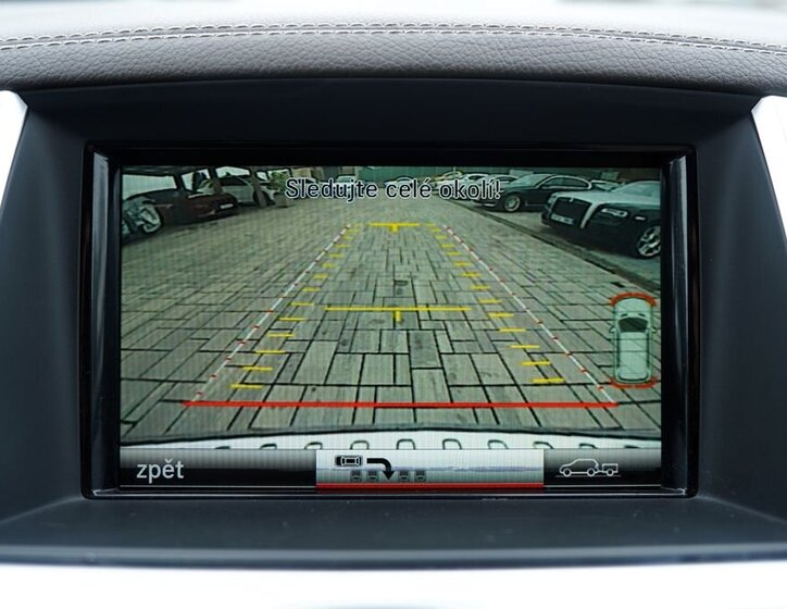 Mercedes-Benz GL SUV / Terénní 4,7 l 320 kw