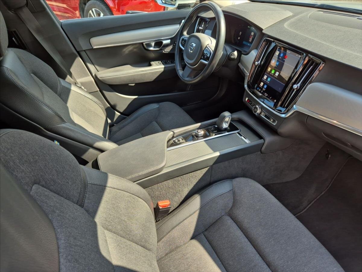 Volvo V90 Kombi 2,0 l 145 kw