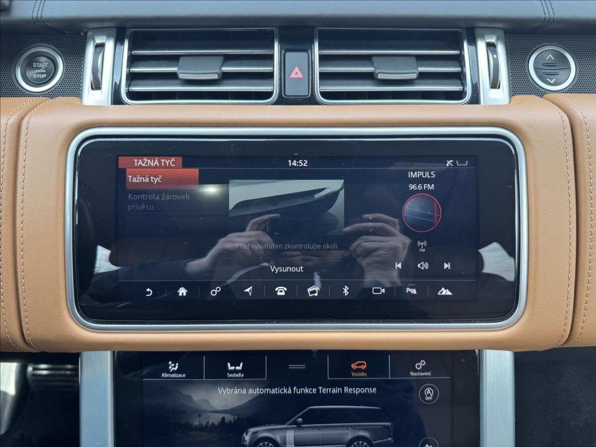 Land Rover Range Rover SUV / Terénní 4,4 l 250 kw