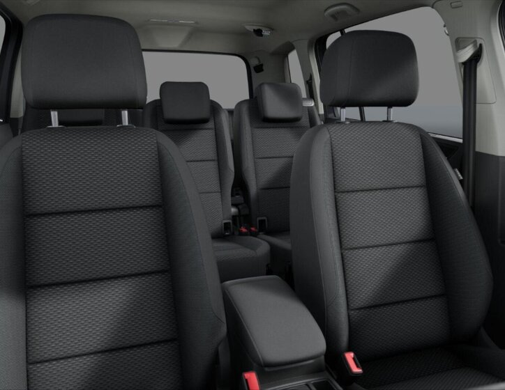 Volkswagen Touran MPV 1,5 l 110 kw