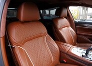 BMW Řada 7 Sedan / Limuzína 6,6 l 430 kw