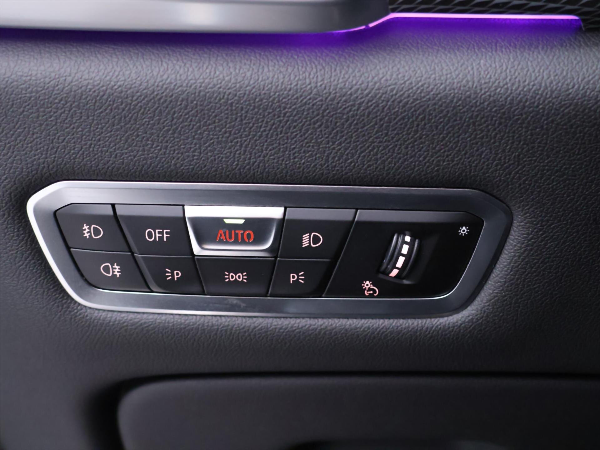 BMW X5 SUV / Terénní 3,0 l 294 kw