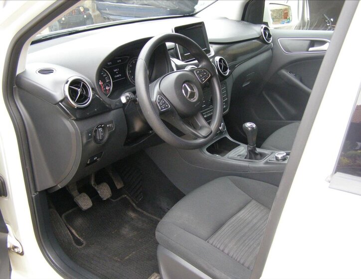 Mercedes-Benz Třídy B 13