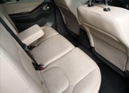 Nissan Pathfinder Kombi 2,5 l 140 kw