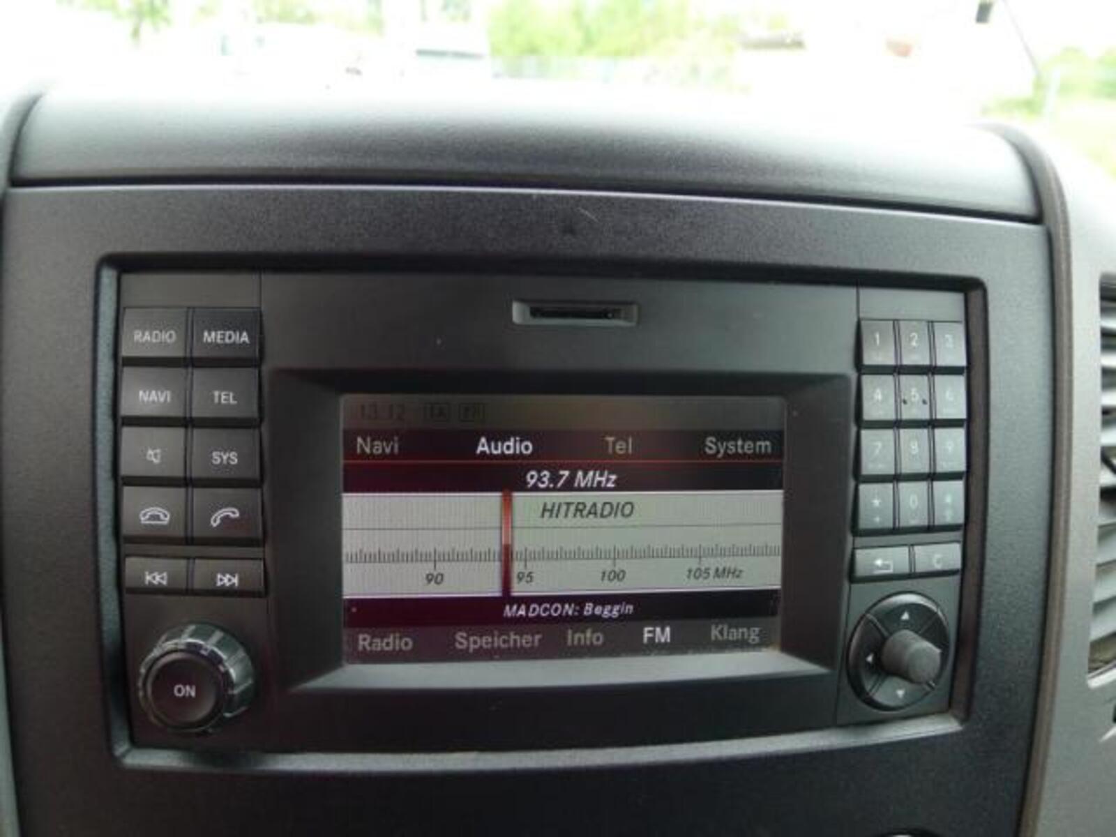 Mercedes-Benz Sprinter 11