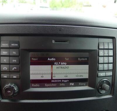 Mercedes-Benz Sprinter 11