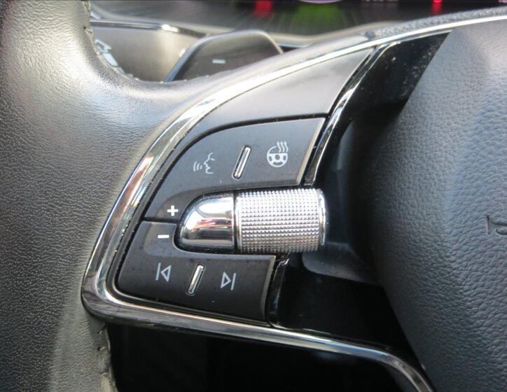 Škoda Superb Liftback 1,4 l 115 kw