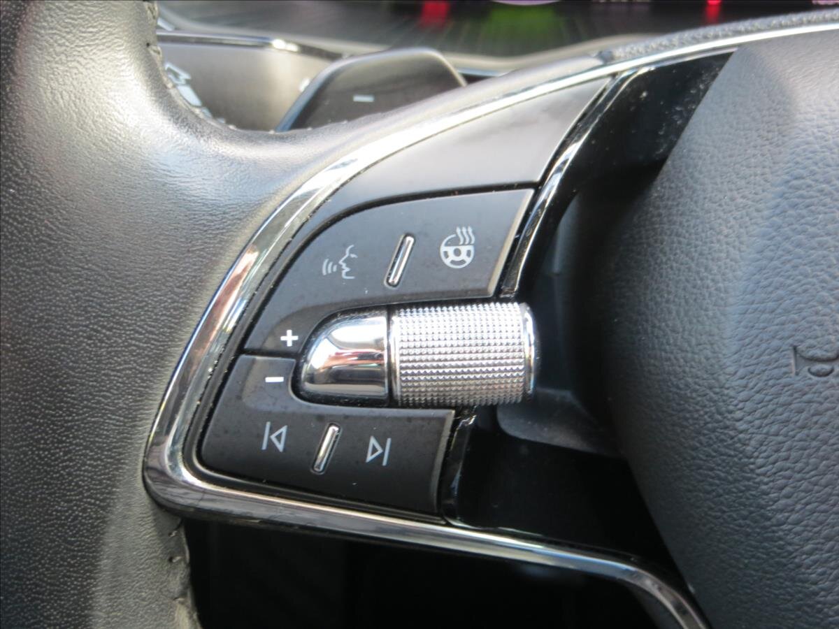 Škoda Superb Liftback 1,4 l 115 kw