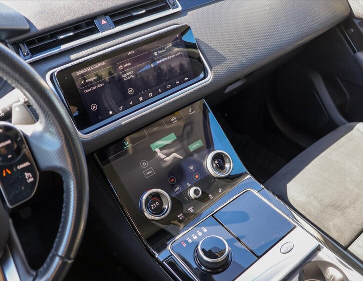 Land Rover Range Rover Velar 23