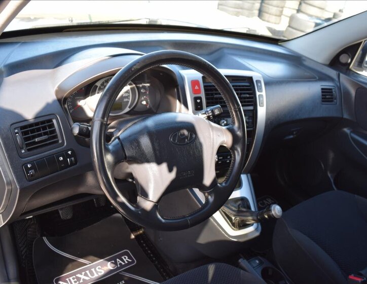 Hyundai Tucson SUV 2,0 l 104 kw