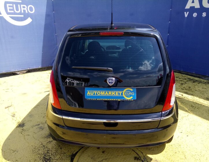 Lancia Musa MPV 1,2 l 70 kw