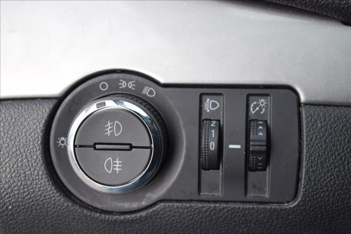 Opel Mokka SUV / Terénní 1,4 l 103 kw