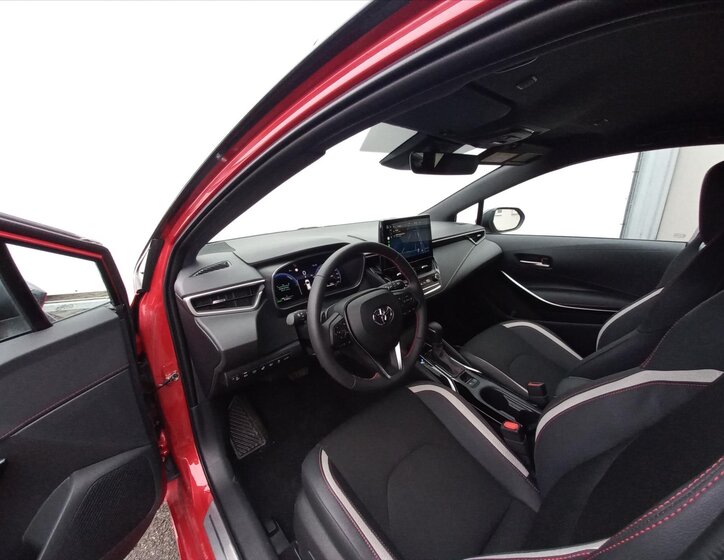 Toyota Corolla Kombi 2,0 l 98 kw