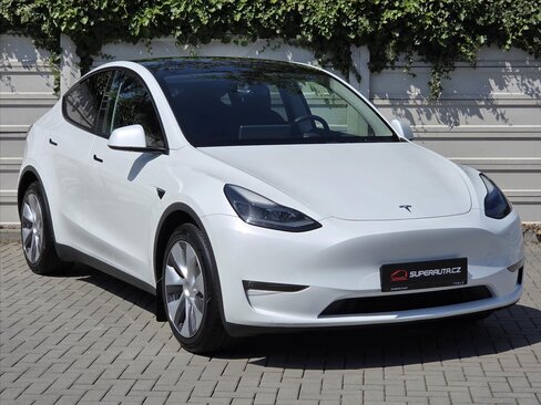 Tesla Model Y SUV / Terénní 0,0 378 kw