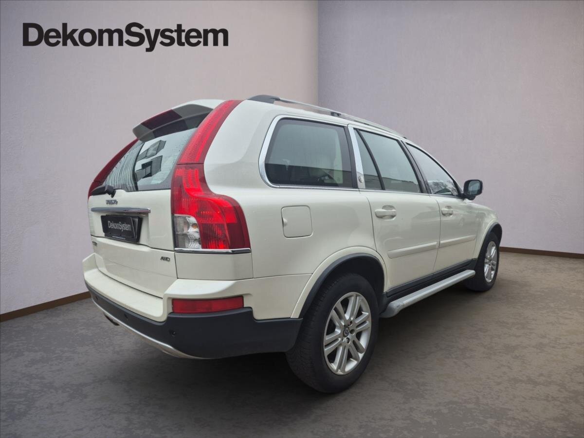 Volvo XC90 SUV 2,4 l 136 kw
