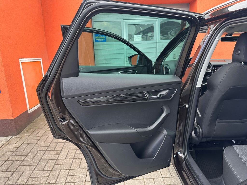 Škoda Karoq SUV / Terénní 2,0 l 110 kw