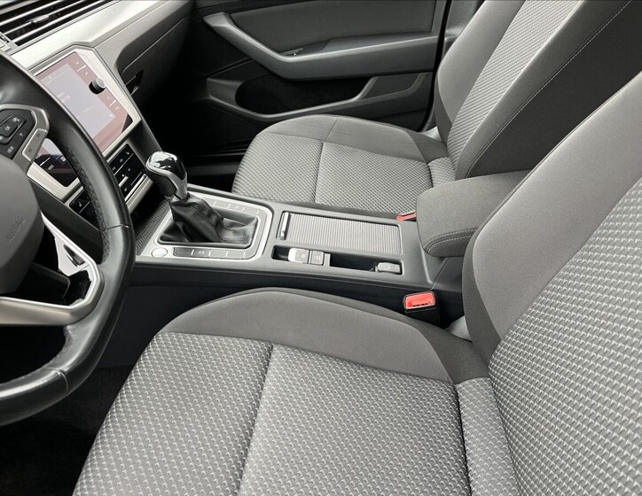 Volkswagen Passat 33