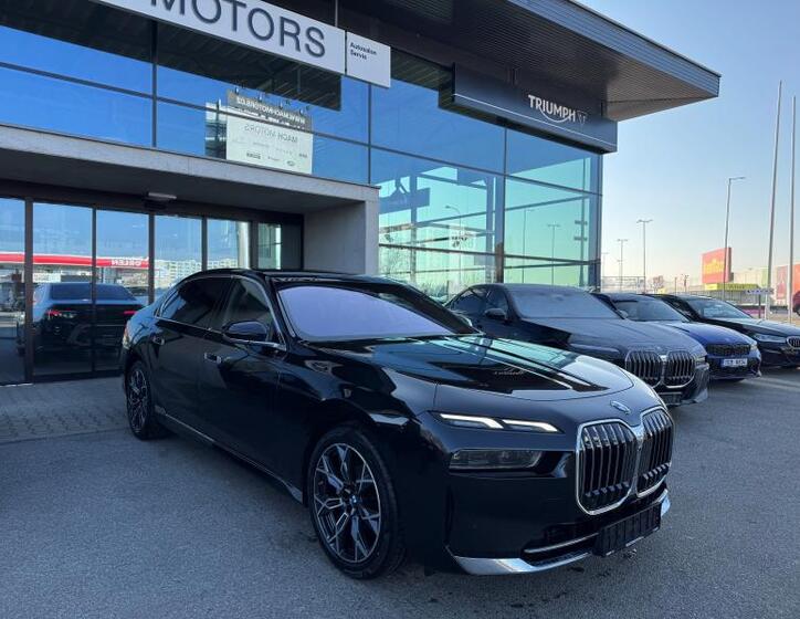 BMW Řada 7 5