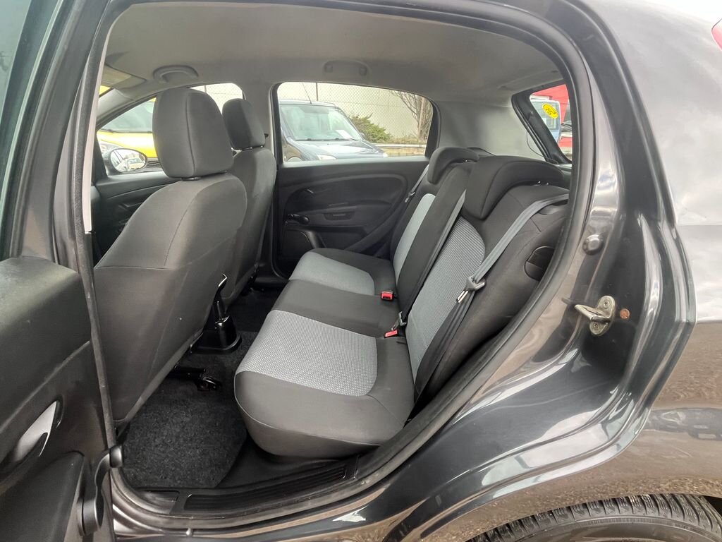 Fiat Punto Hatchback 1,2 l 51 kw