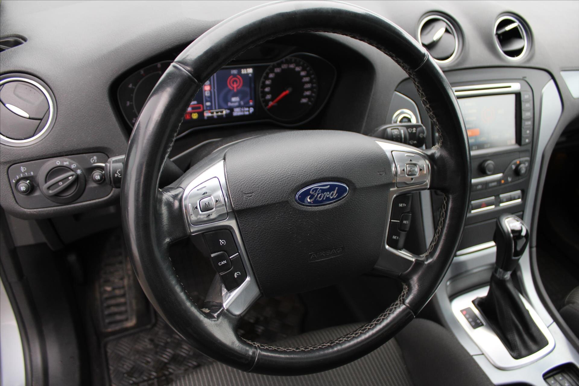 Ford Mondeo Kombi 2,0 l 120 kw