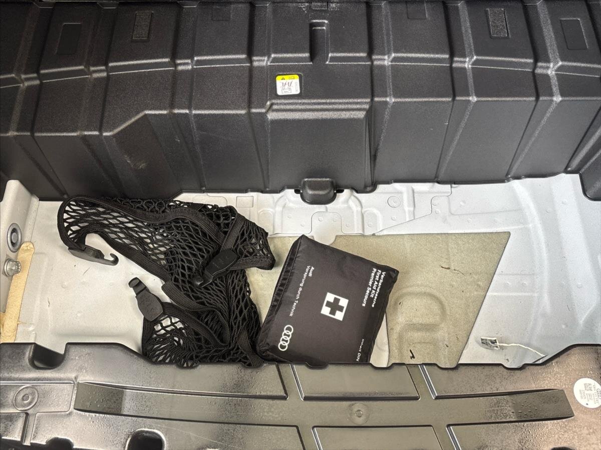 Audi Q5 SUV / Terénní 2,0 l 150 kw