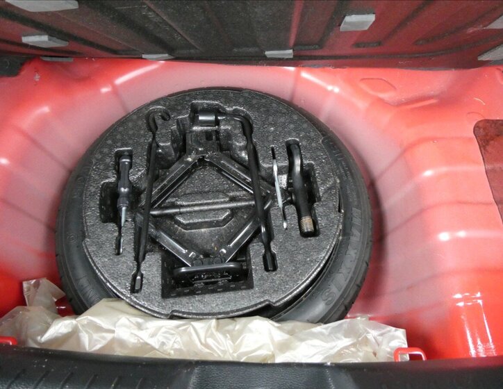 Hyundai i10 Hatchback 998,0 49 kw