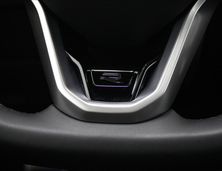 Volkswagen Arteon Liftback 2,0 l 206 kw