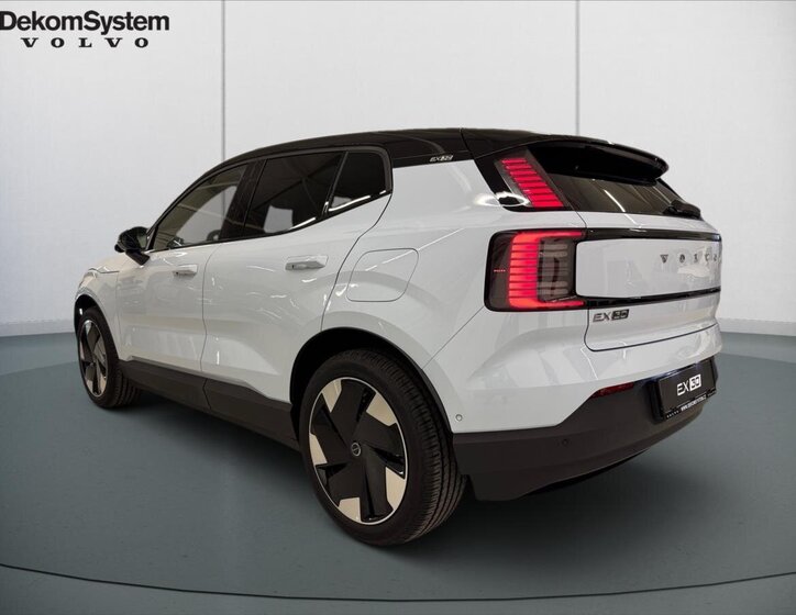 Volvo EX30 CUV 0,0 200 kw