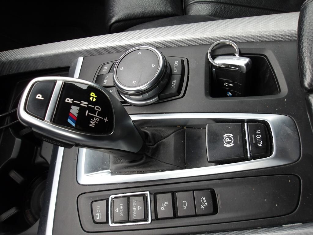 BMW X5 SUV 3,0 l 280 kw