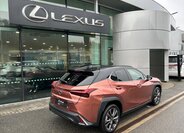 Lexus UX 300h SUV / Terénní 2,0 l 135 kw
