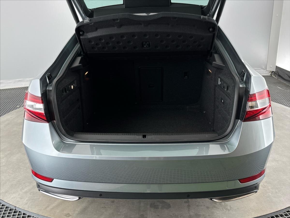 Škoda Superb Liftback 2,0 l 140 kw