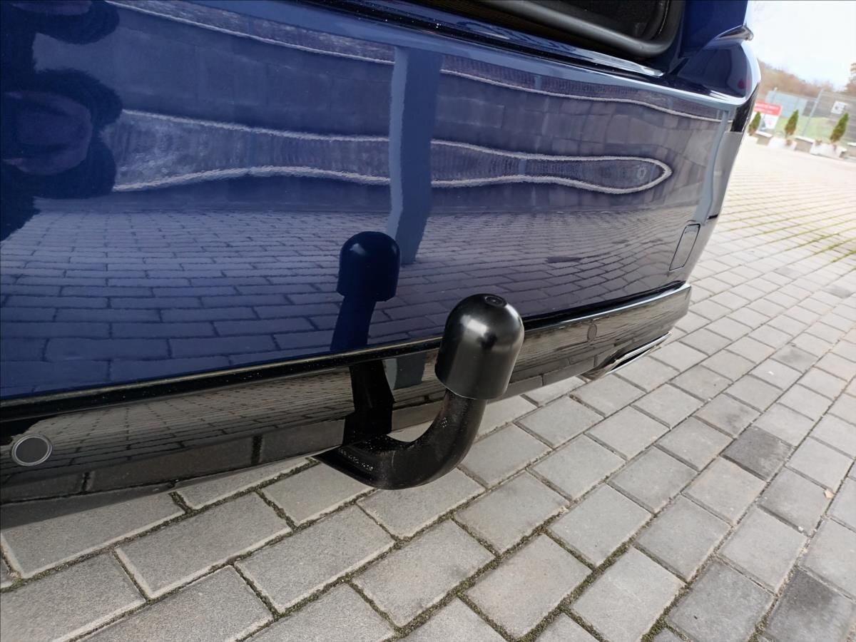 Peugeot 308 Hatchback 2,0 l 130 kw