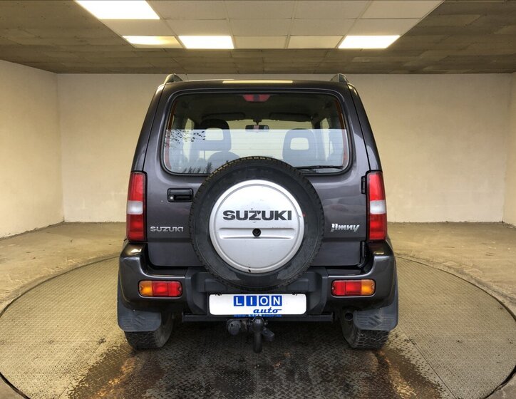 Suzuki Jimny 6