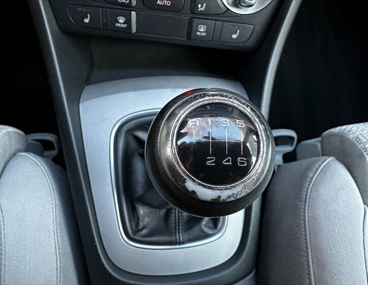 Audi Q3 Kombi 2,0 l 125 kw