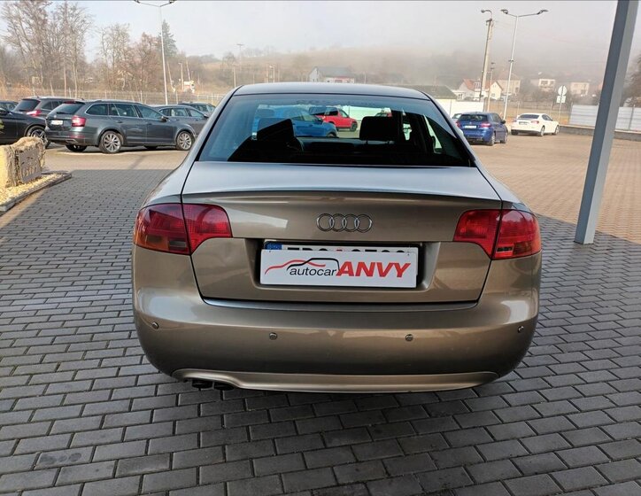 Audi A4 Sedan / Limuzína 1,9 l 85 kw