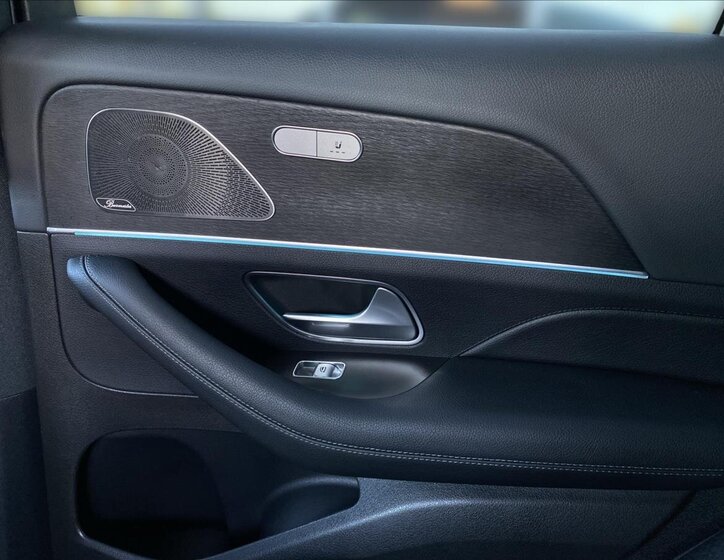 Mercedes-Benz GLE 27