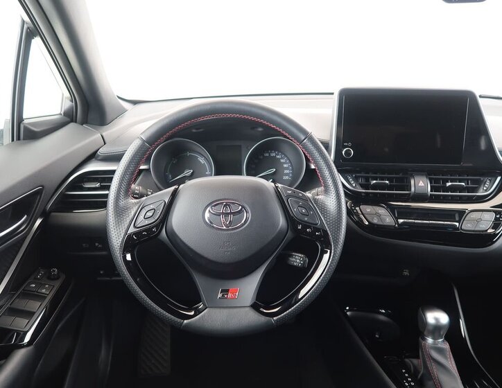 Toyota C-HR 16