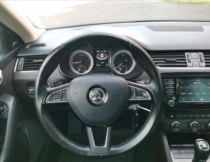 Škoda Octavia 14