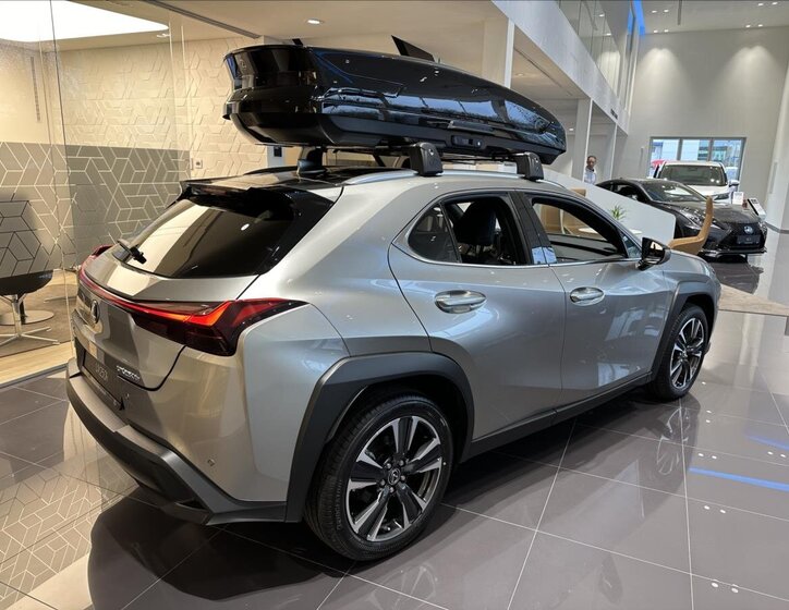 Lexus UX 250h SUV 2,0 l 135 kw