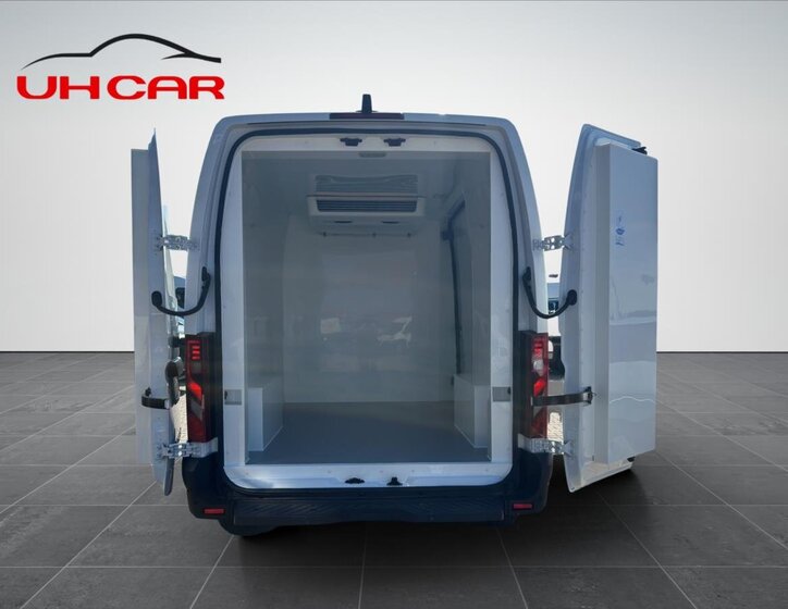 Nissan Interstar Ostatní 2,0 l 110 kw