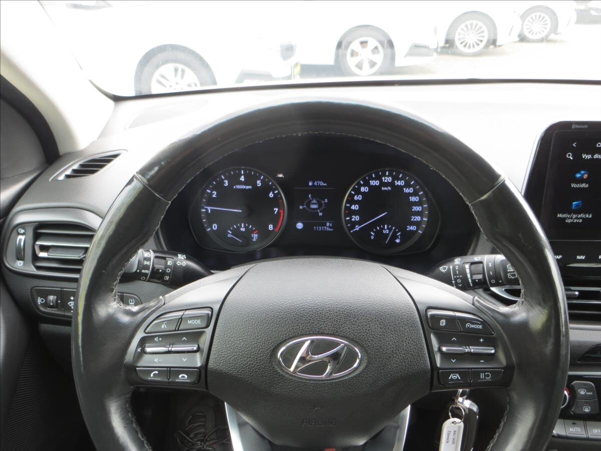 Hyundai i30 Kombi 998,0 88 kw