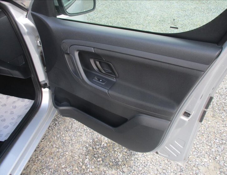 Škoda Roomster Kombi 1,2 l 63 kw