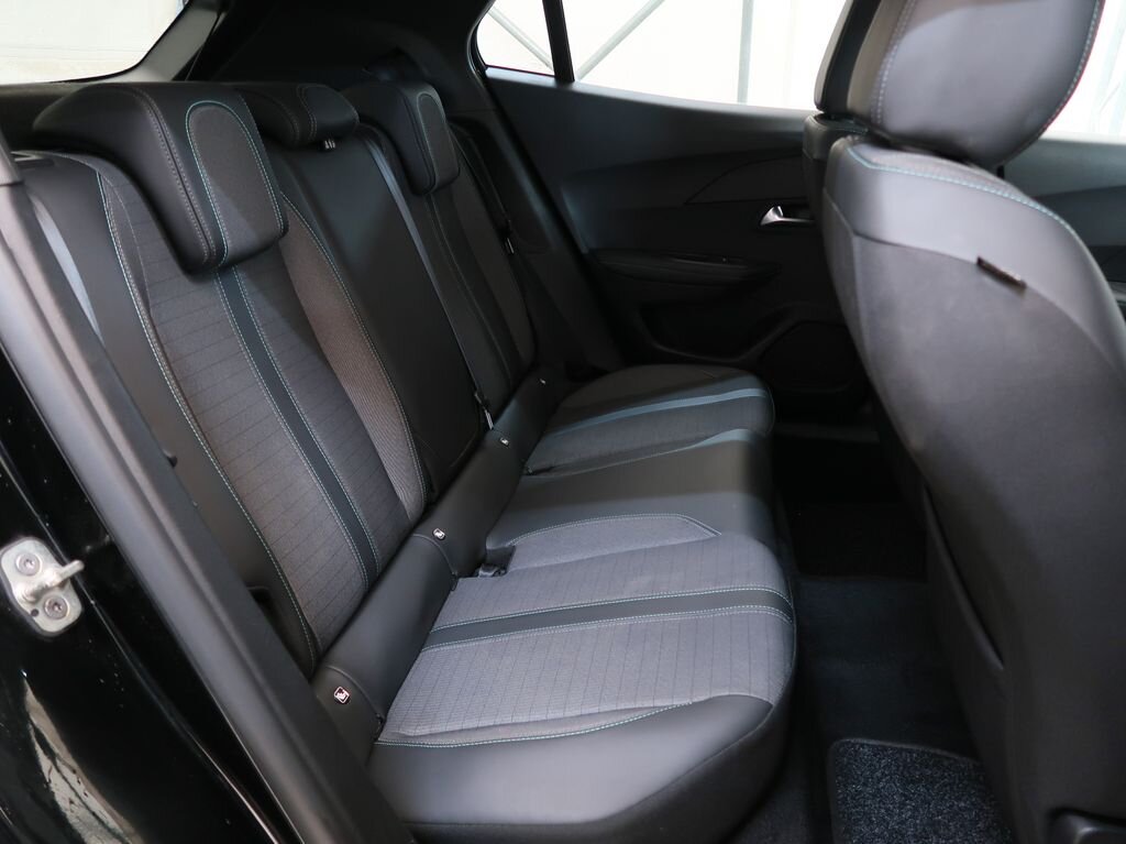 Peugeot 2008 SUV 0,0 100 kw