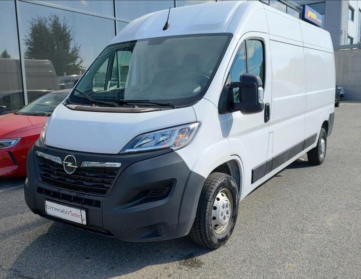 Opel Movano 1